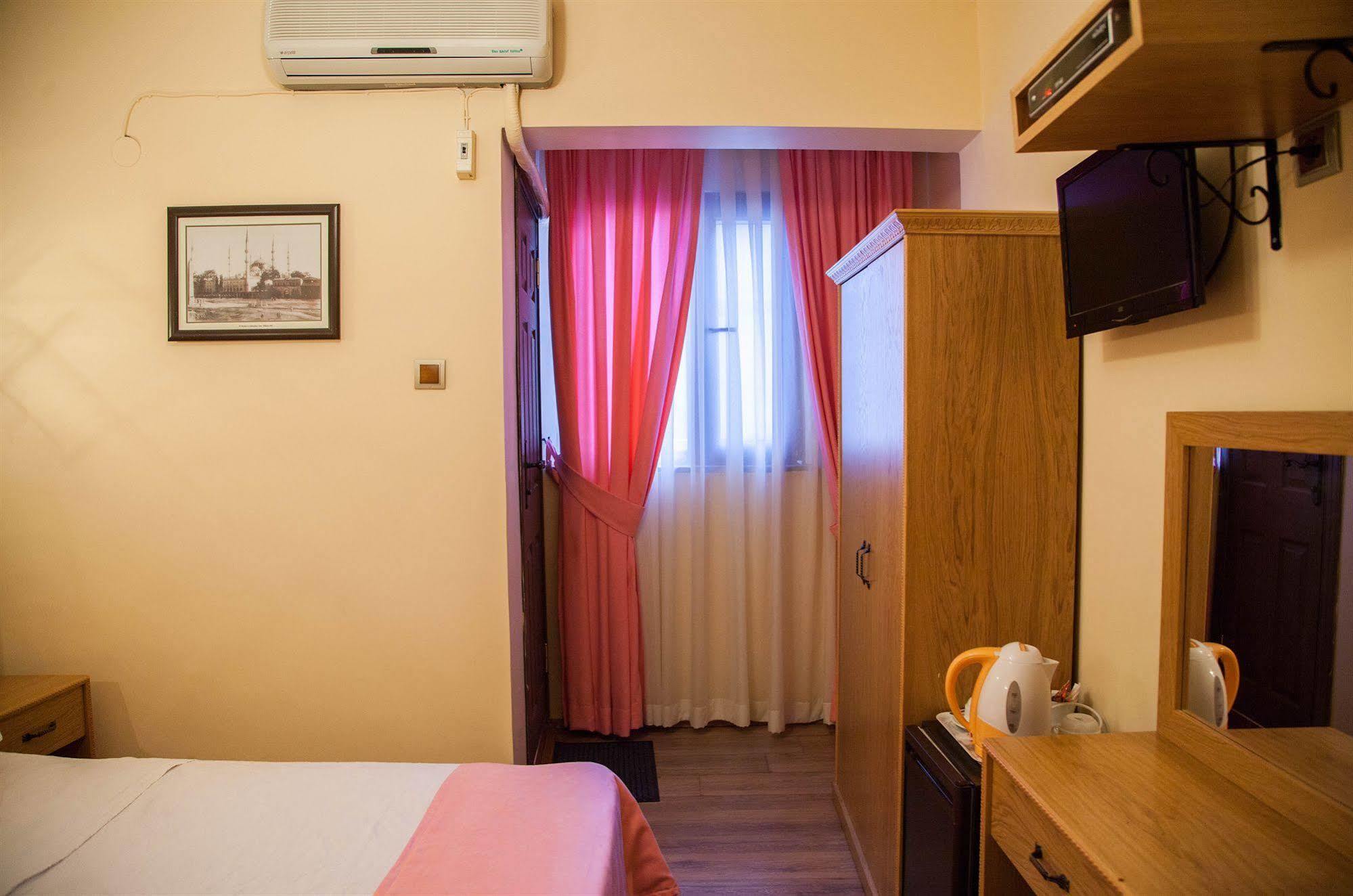 Cem Sultan Hotel Istanbul Eksteriør billede